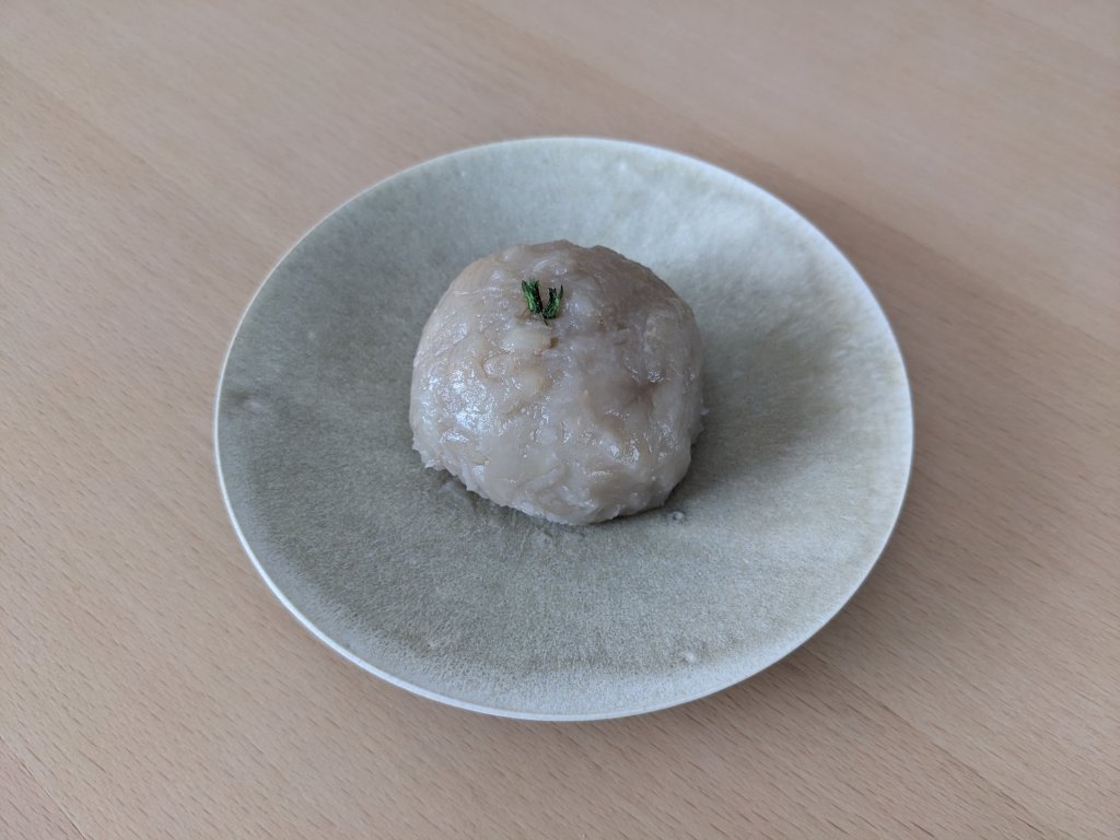 新宿三丁目【鈴懸】白小豆と生姜のおはぎ・鈴乃◯餅