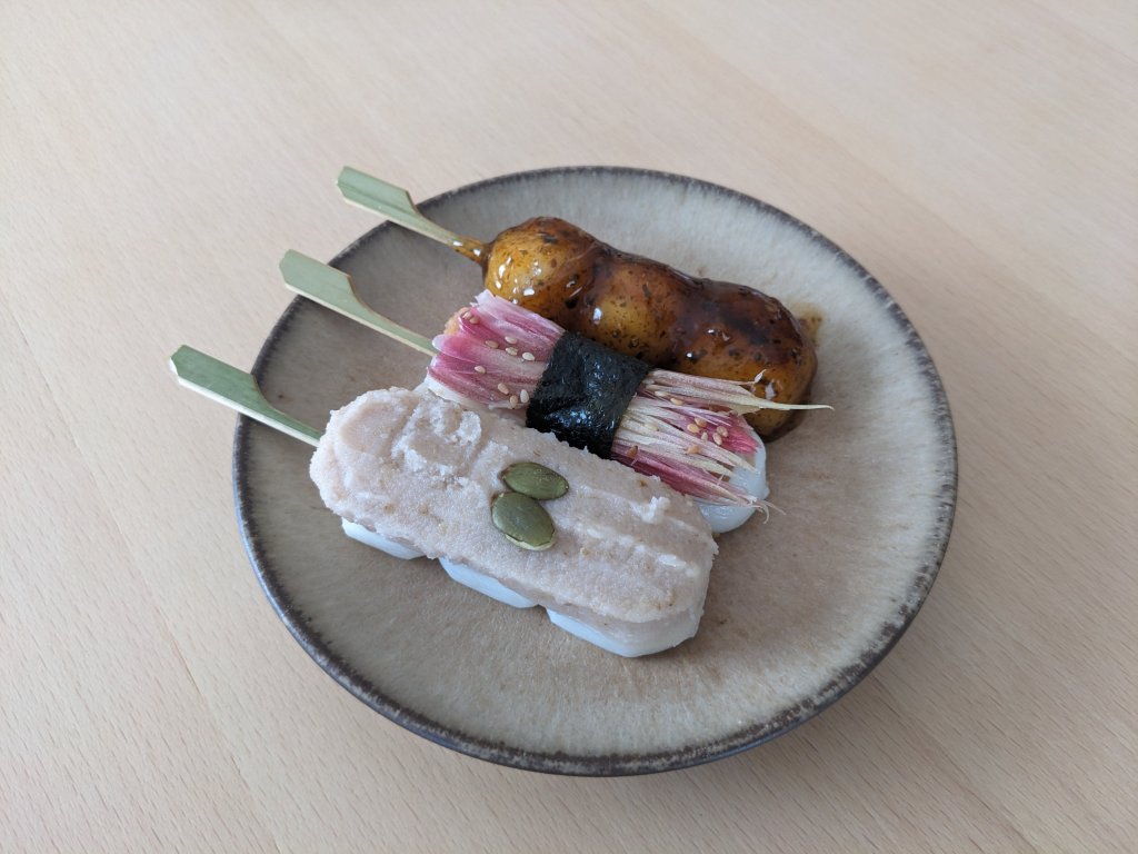 新宿三丁目【追分だんご】おだんご3種