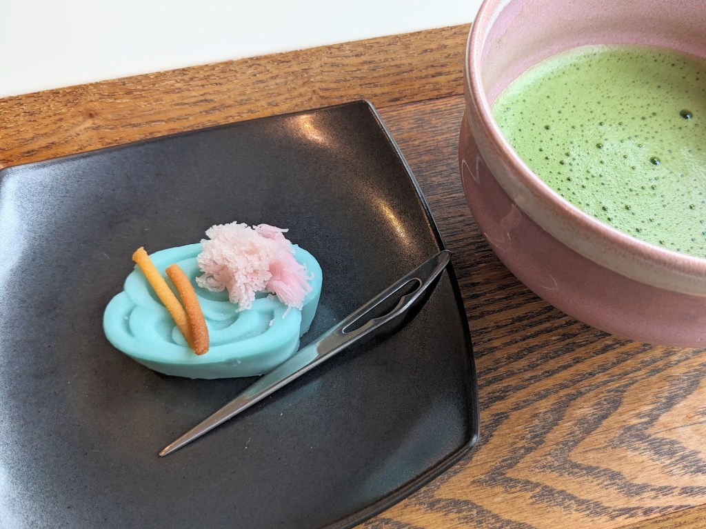 恵比寿【cafe椿】上生菓子とお抹茶